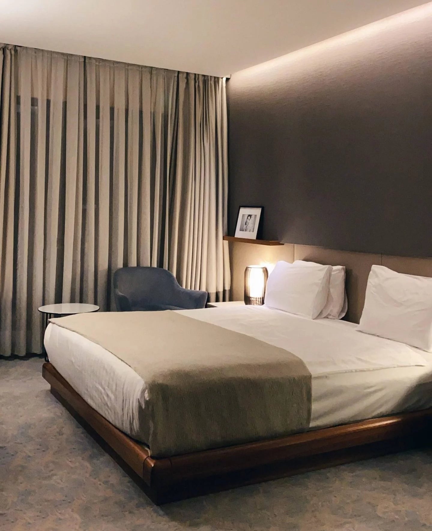 Hotel bedroom